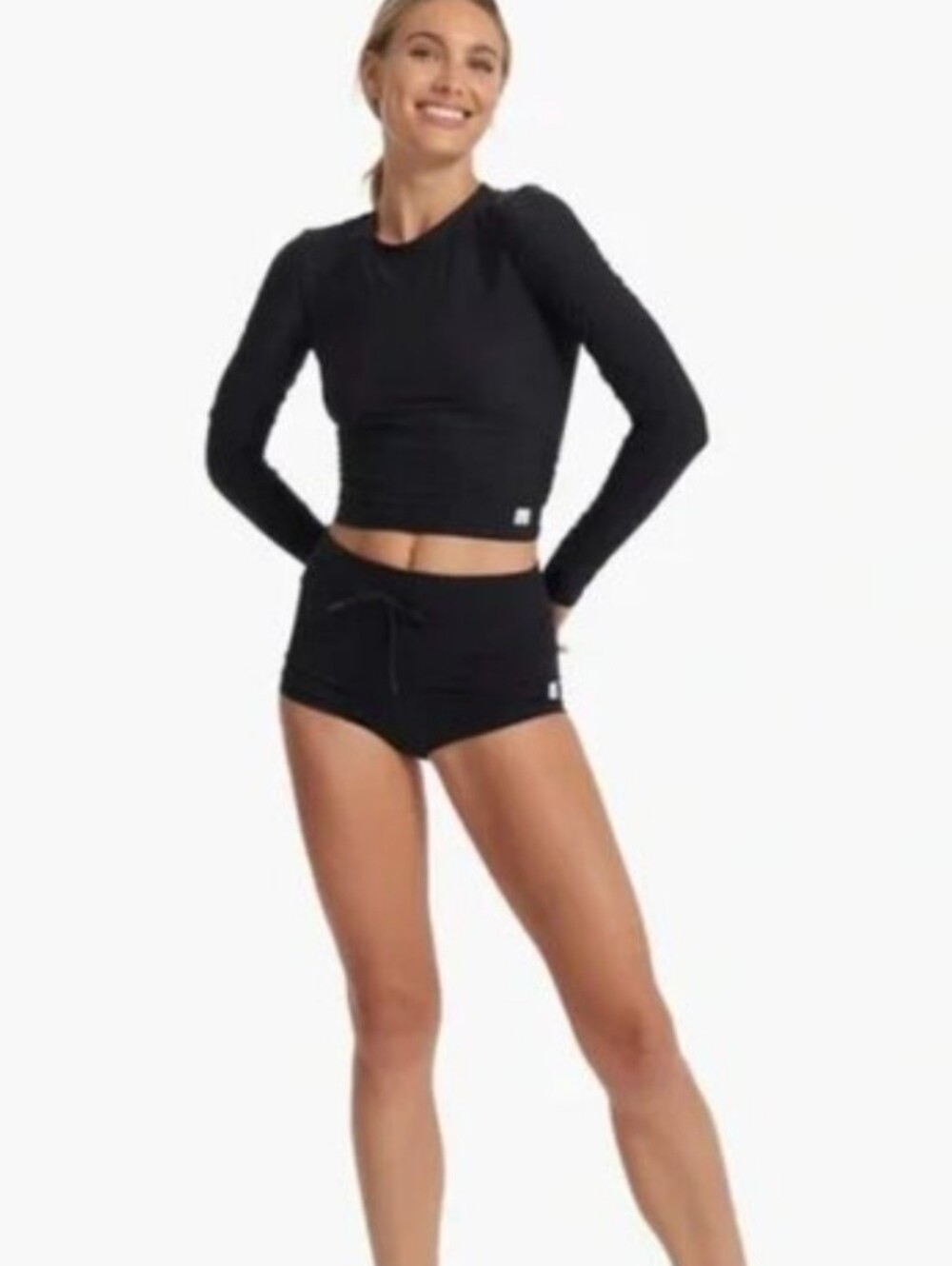 NWT Vuori Dune Black High Waist Shorty